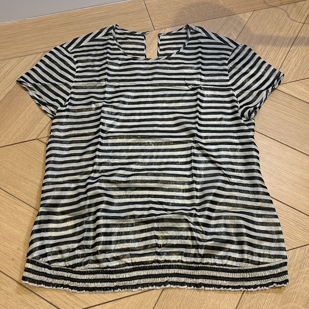 CIT shimmery top size S